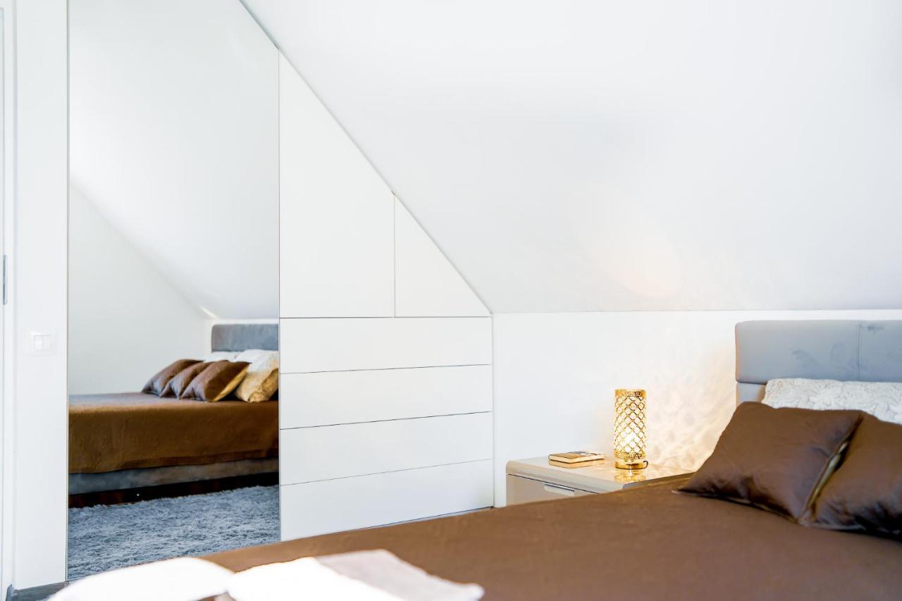 Stylish, Modern Apartment Near Vilnius Old Town Extérieur photo